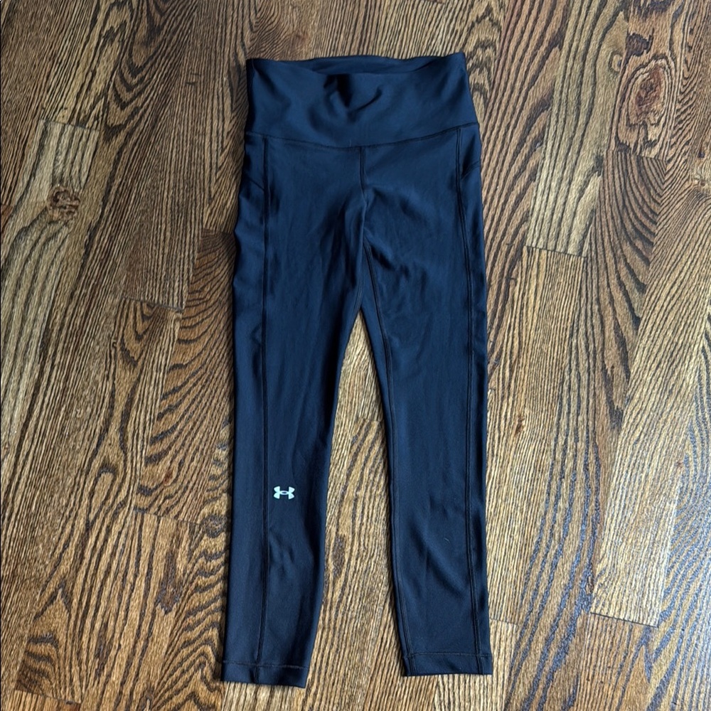 Like new Under Armour Black Leggings